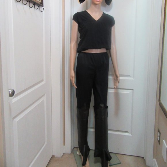 Hat and pants only - Picture 7 of 9